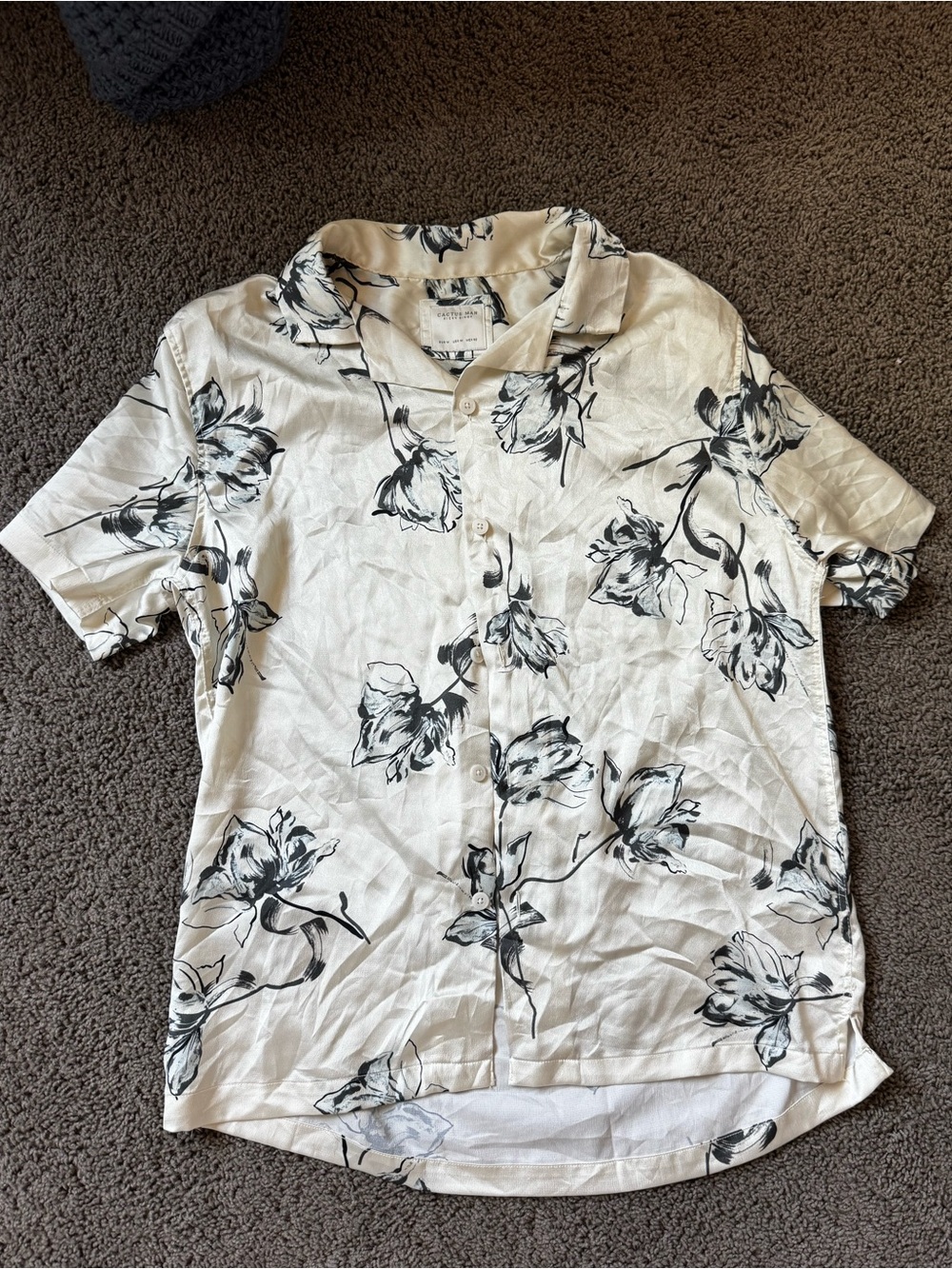 Cactus Man Ricky Singh Men's Cream Short-Sleeve Floral Button-Up Shirt